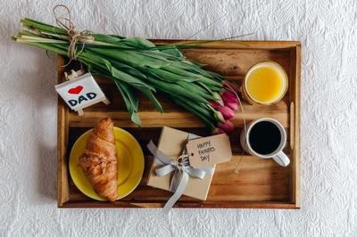 breakfast-gift-and-flowers-for-dad_373x_2x.progressive.jpg